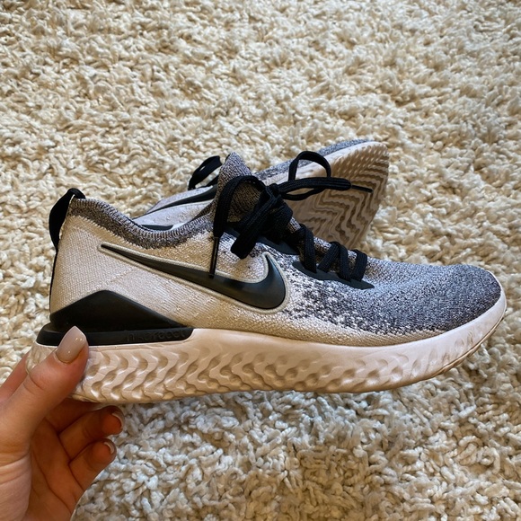 Nike Runners - Picture 1 of 4